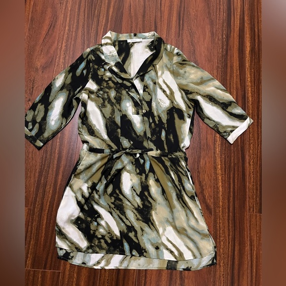 Women’s olive, cream and black tunic top from Ricki’s - size small - Picture 1 of 3